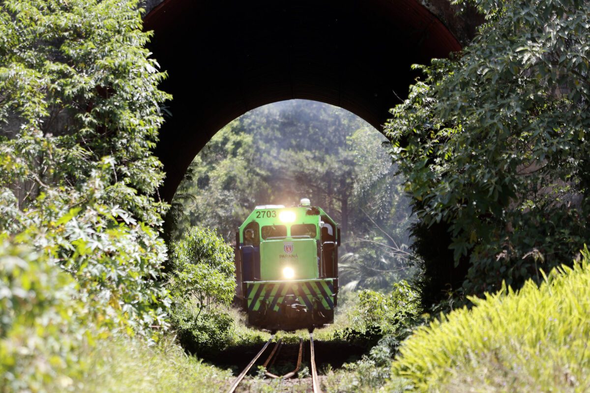 Com modelo de autorização, Paraná prevê expansão de novas ferrovias