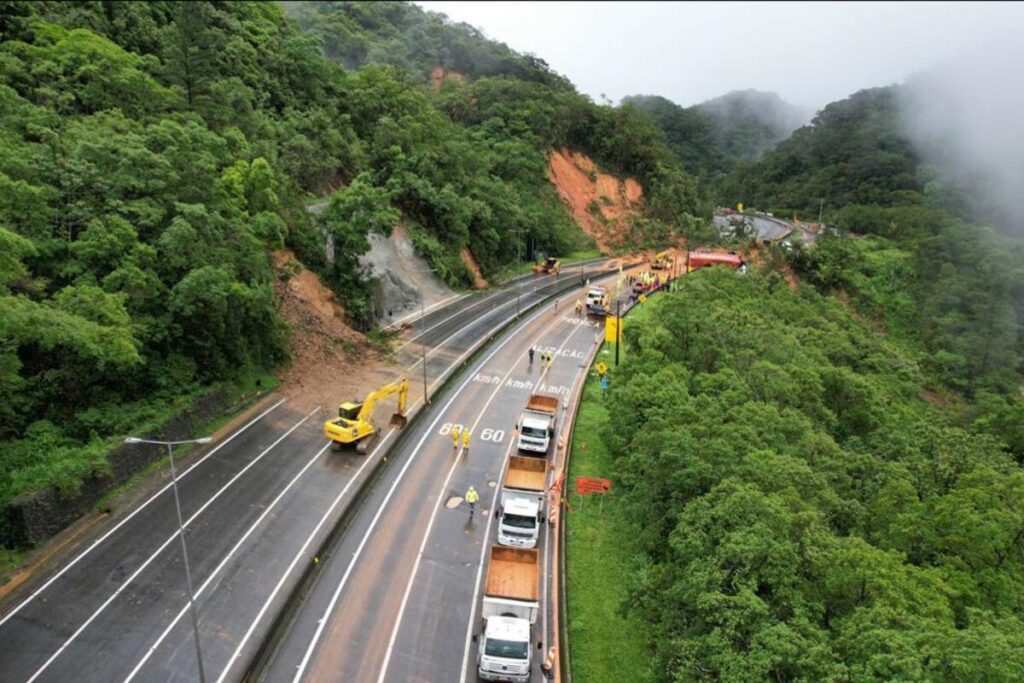 Litoral e RMC registram 900 mm a mais de chuvas em novembro de 2022 do que a média para o mês