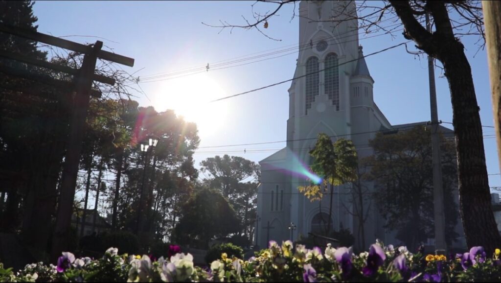 Primavera começa com tempo nublado e frio em São Mateus do Sul