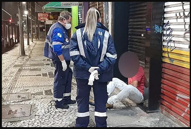 Hóspede cai de 2º andar de hotel e recusa atendimento: “Não podemos amarrar ele e levar”