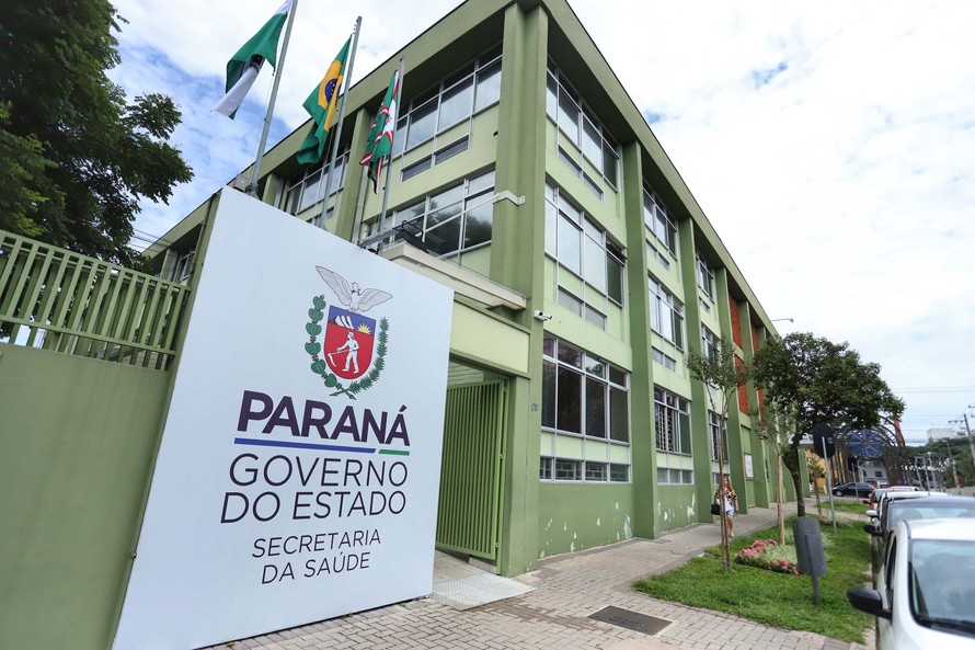 Secretaria de Saúde do Paraná divulga nota sobre vacinação dos adolescentes