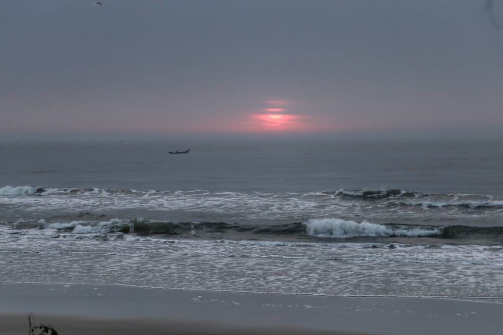 Boletim comprova quase 100% dos pontos favoráveis para banho no Paraná