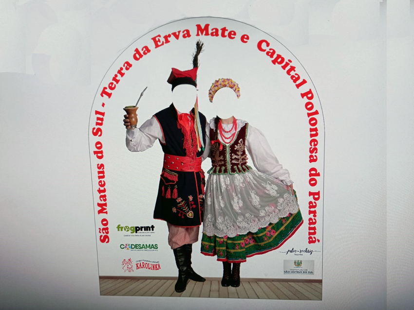 Codesamas presenteia cultura polonesa com totem da identidade de São Mateus do Sul