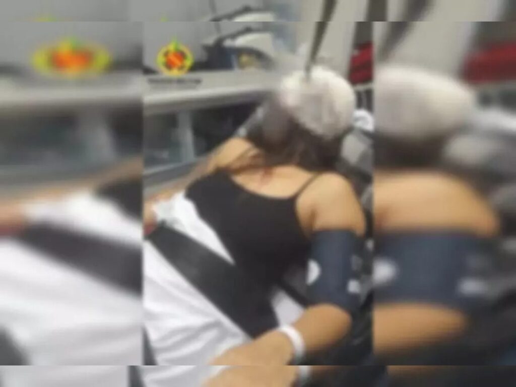 Imagem forte: mulher fica com faca cravada na cabeça após briga com namorado