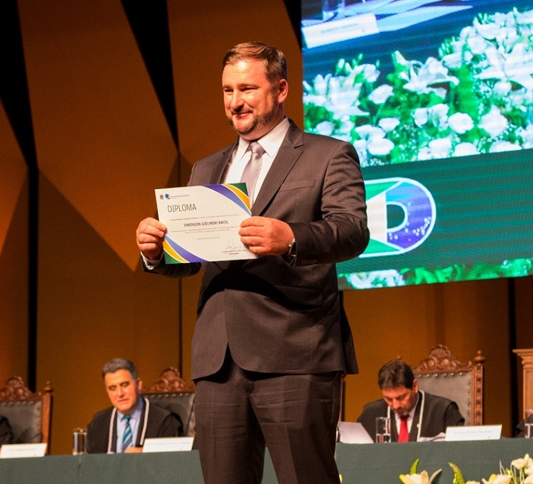 Emerson Bacil (PSL) é diplomado Deputado Estadual