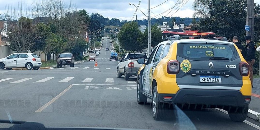 Acidente envolve carro da saúde em São Mateus do Sul