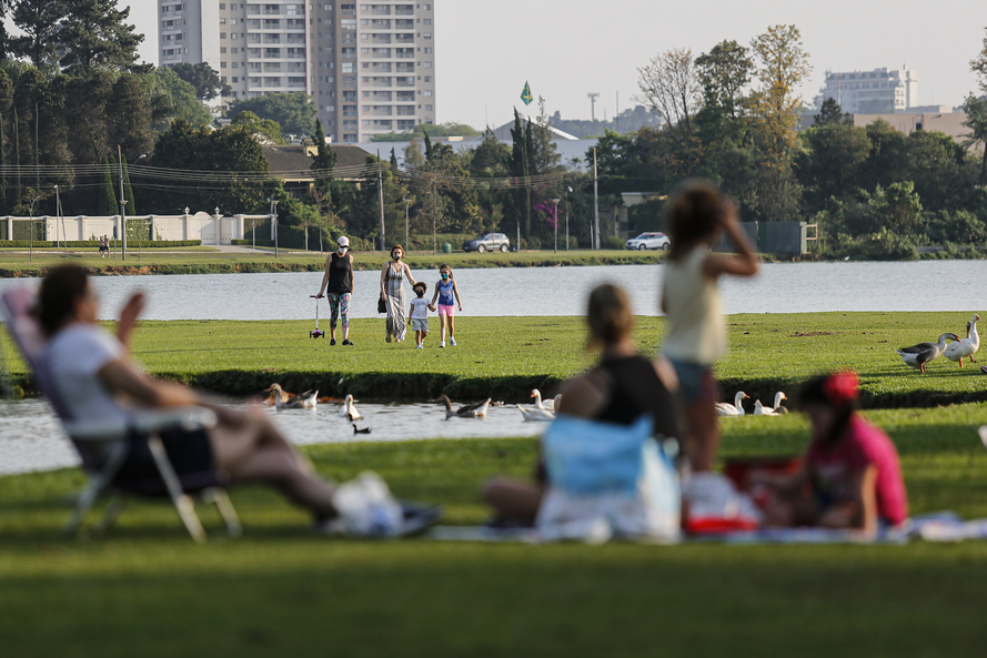 Verão começa nesta terça-feira no Paraná