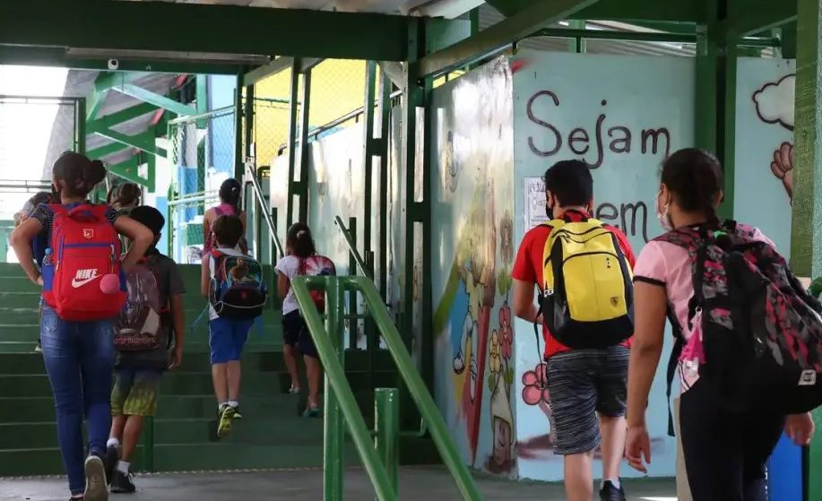 Presidente sanciona lei que criminaliza bullying e agrava pena para ataques em escolas