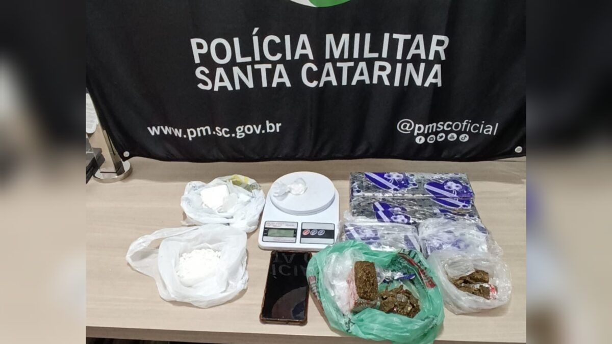 PM aborda homem com grande quantidade de drogas em Três Barras