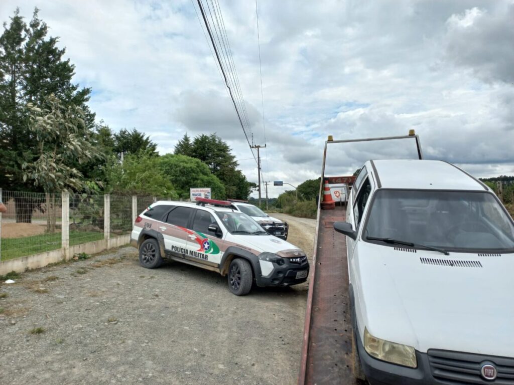 Homem pega carro de oficina sem autorização e dirige alcoolizado