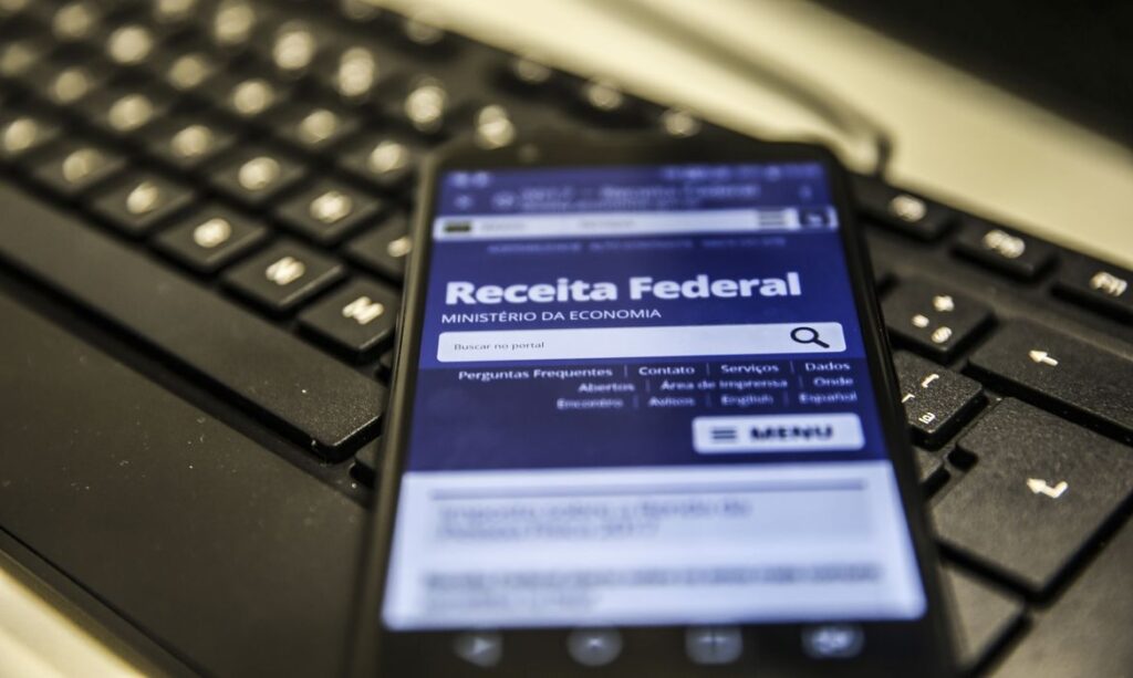 Cerca de 30% dos contribuintes ainda não enviaram declaração do IR