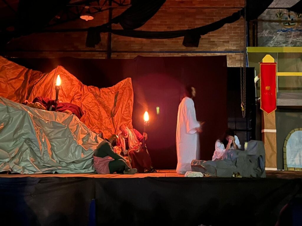 Preparativos para o teatro da Paixão do JUC seguem e expectativa é de bela apresentação
