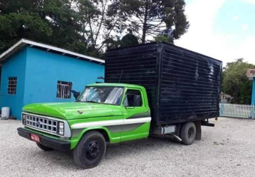 Caminhonete F350 é furtada da RC Autocar em São Mateus do Sul