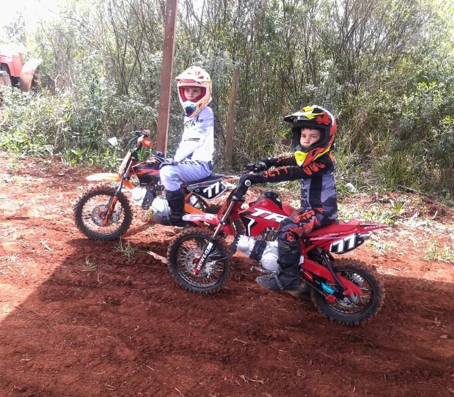 Pilotos Triunfenses se destacam na abertura do Campeonato Copa Integração de Velocross