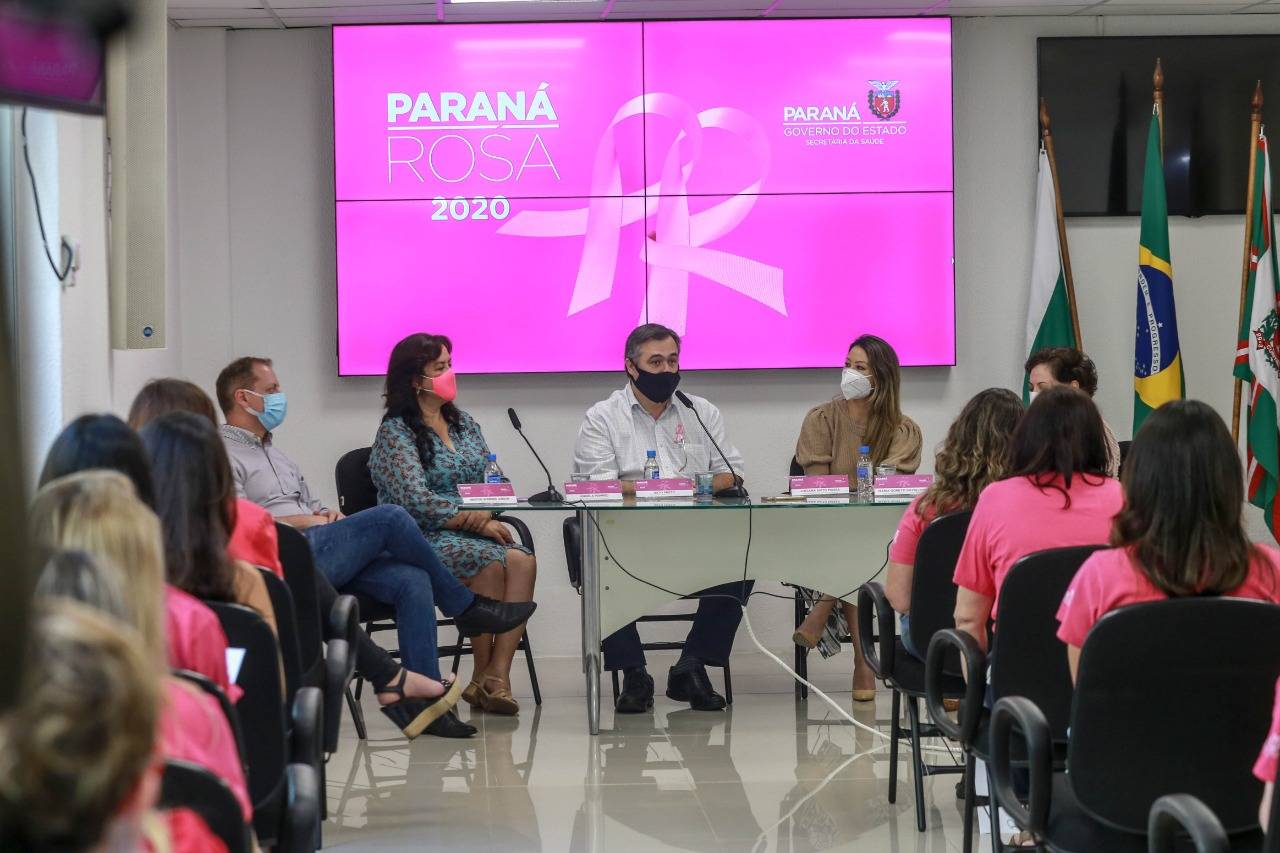 Paraná Rosa alerta sobre os cuidados com a saúde da mulher