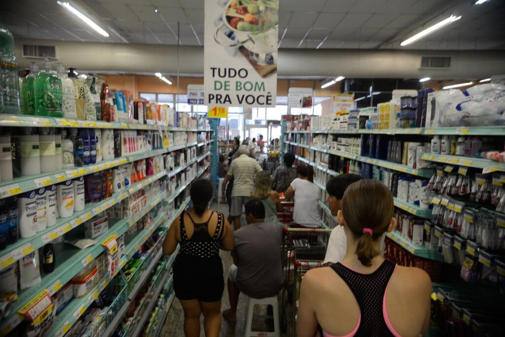 Cadastro positivo compulsório entra em vigor nesta terça-feira