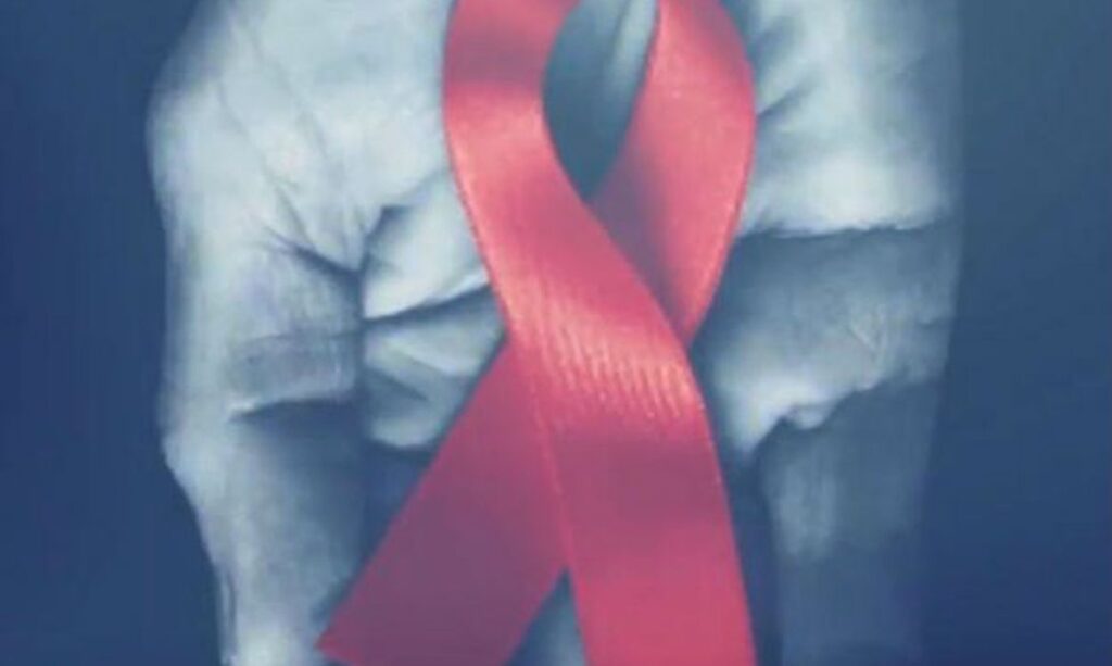 Dia Mundial de Luta contra a Aids: Brasil tem 920 mil pessoas com HIV