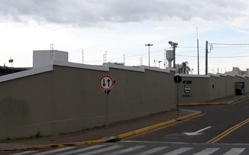 Dois detentos fugiram da cadeia de União da Vitória na noite de quinta-feira (17)