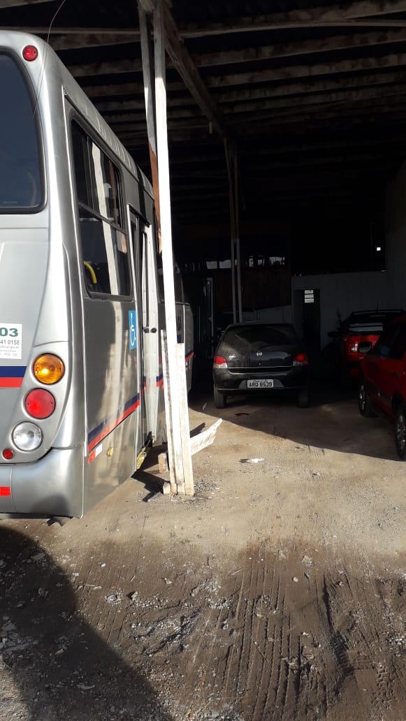 Motorista da Expresso Maringa morre atropelado por ônibus da empresa na Lapa