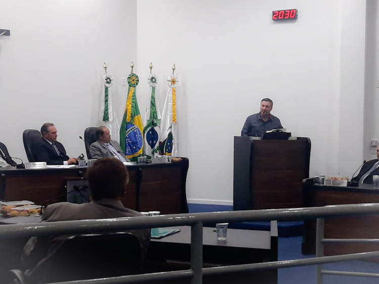 Deputado eleito participa de sessão em Irati reafirmando ações regionais