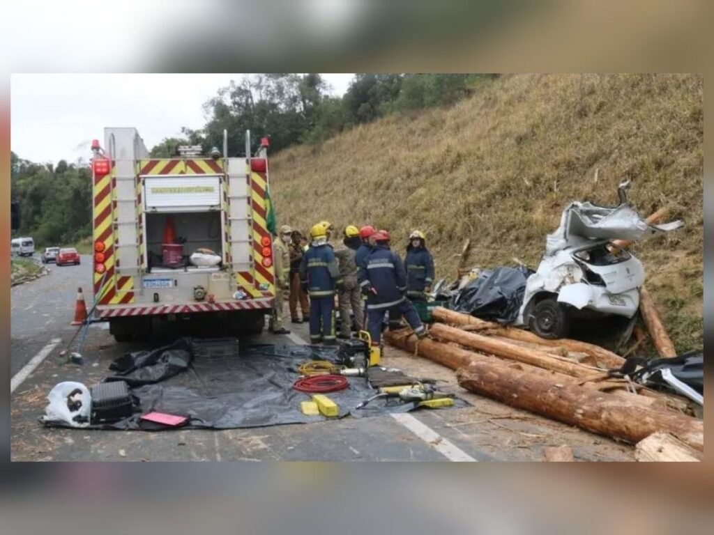 Acidente envolvendo veículo de prefeitura deixa quatro mortes em Tibagi