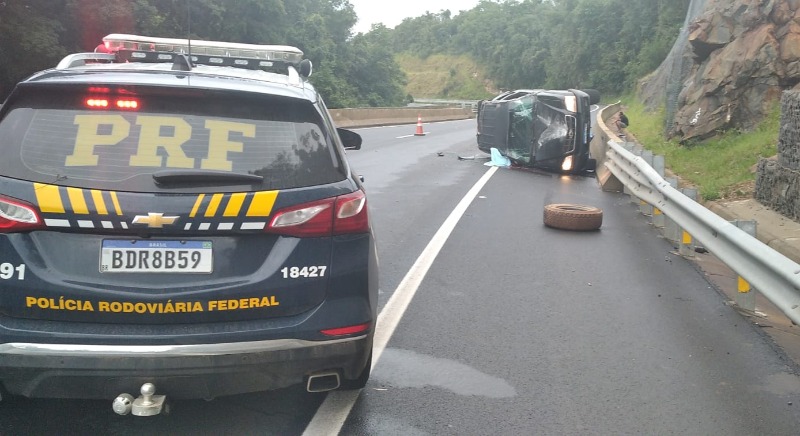 Mulher morre após grave acidente de trânsito na BR-376