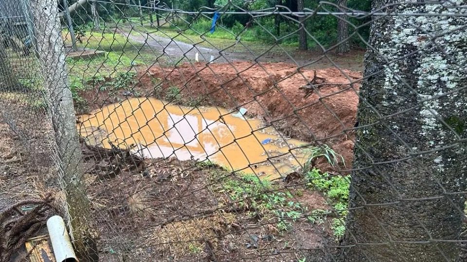 Criança se afoga ao cair em fossa séptica no Paraná