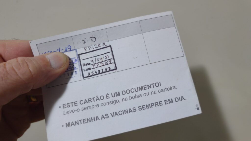 Liberado certificado de vacinação para quem tomou vacinas diferentes