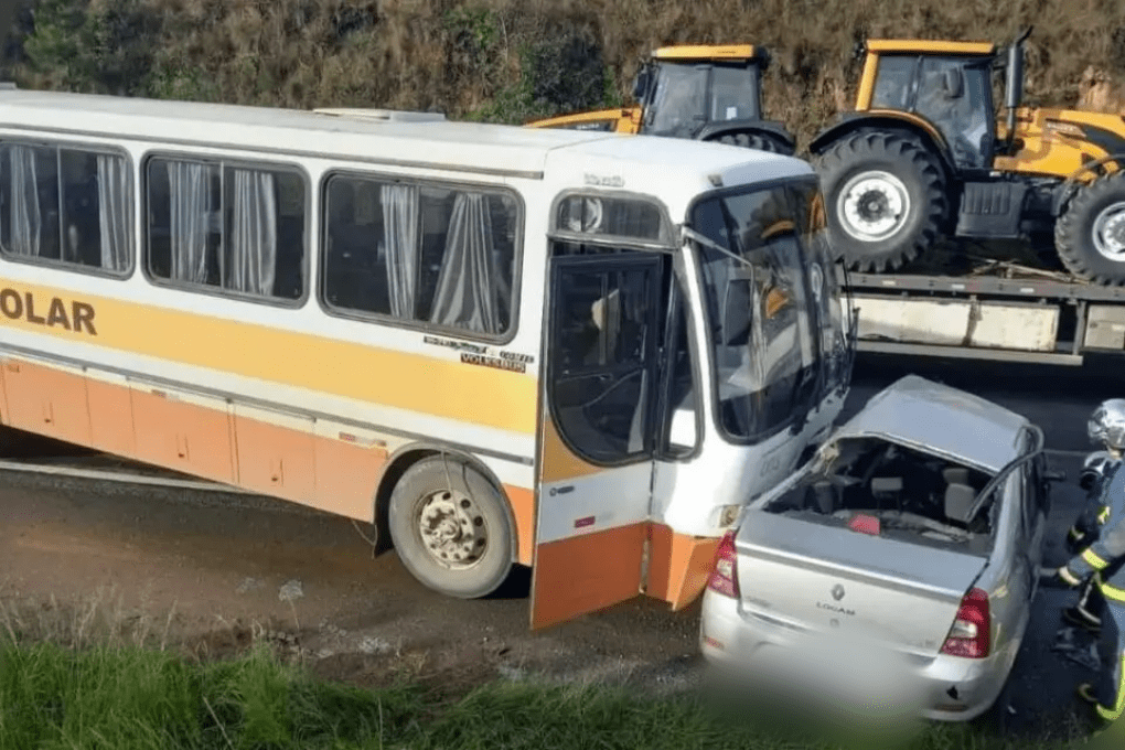 Motorista morre após carro que dirigia colidir contra ônibus escolar na BR-476, Lapa