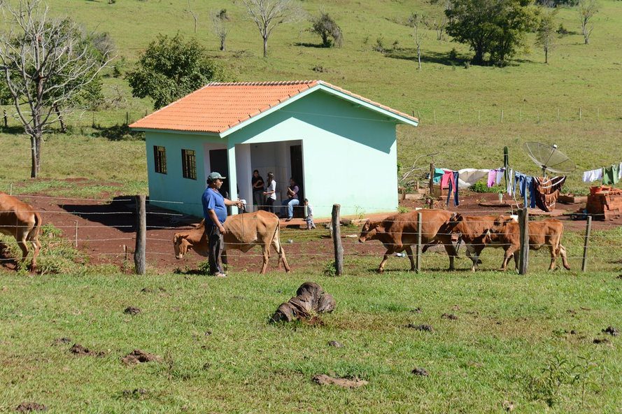 Banco do Brasil vai financiar casas para agricultura familiar