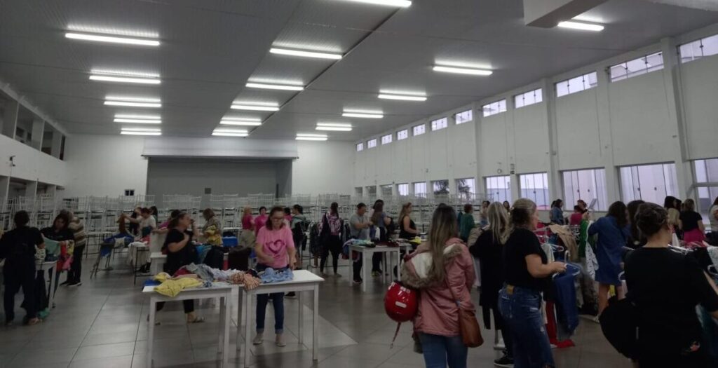 Bazar beneficente do Festival do Chopp e da Batata arrecada mais de R$12.000 para ação social