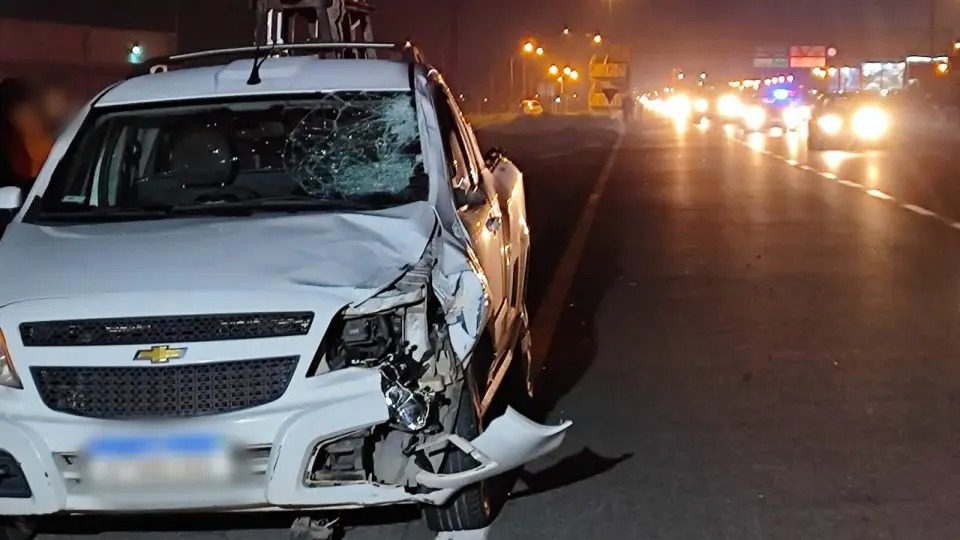 Mulher volta para pegar chinelo na pista e morre atropelada na BR-277