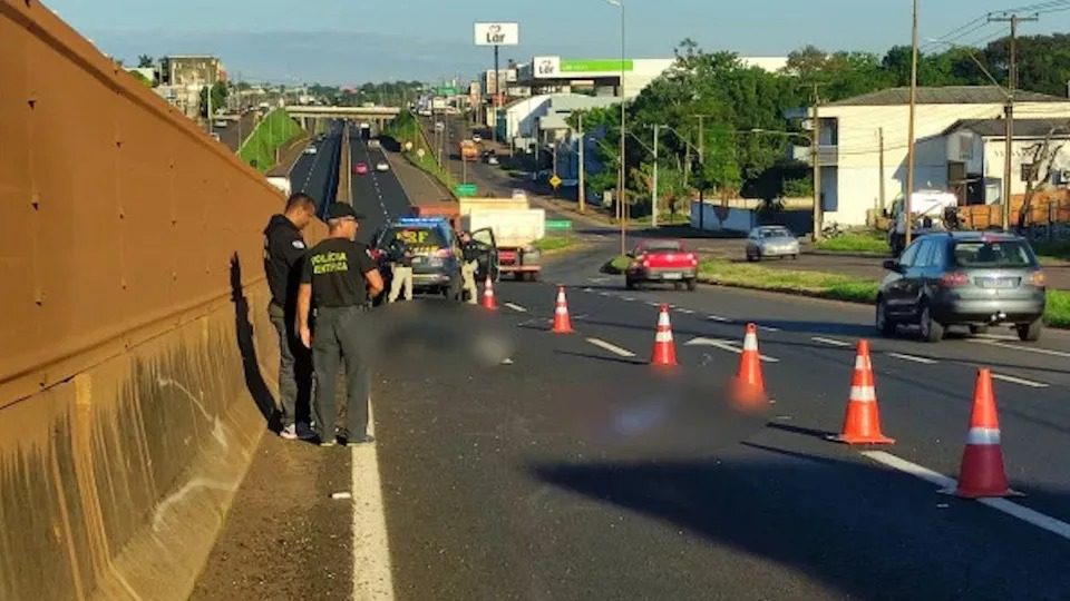 Homem morre após cair de moto e ser atropelado duas vezes na BR-277