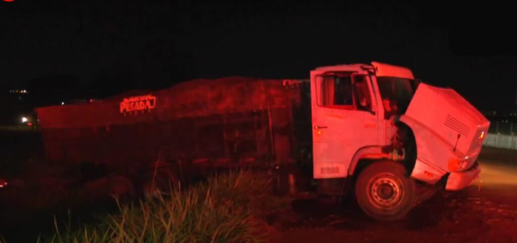 Ladrões em fuga atropelam e matam motociclista em rodovia no Paraná