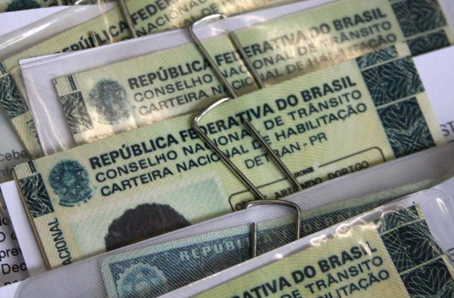 Detran alerta sobre venda de CNH falsa