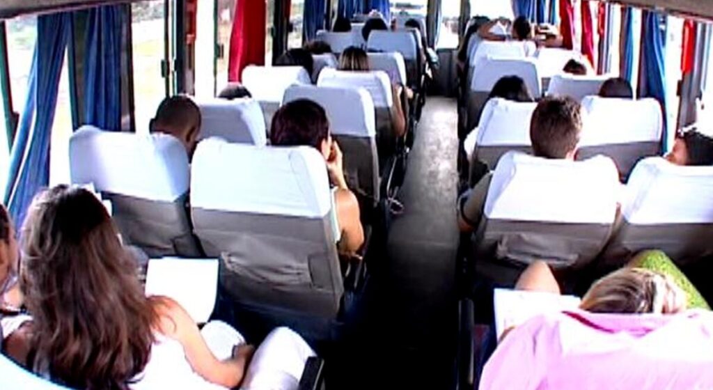 Acadêmicos não tem subsídio da Prefeitura e reajuste deve ser acima de 25% no preço do transporte em 2024