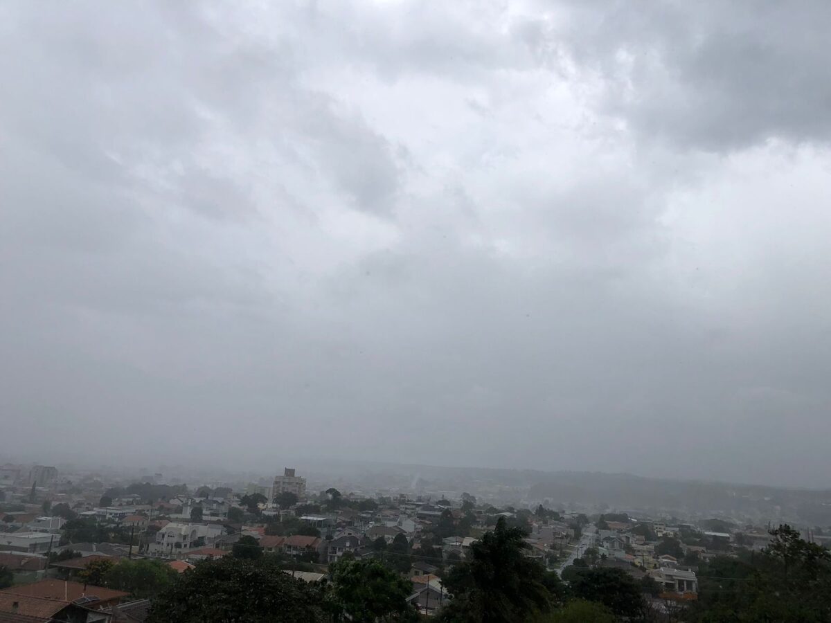 Temporal provoca alerta em São Mateus do Sul: Copel coloca toda a equipe sobreaviso