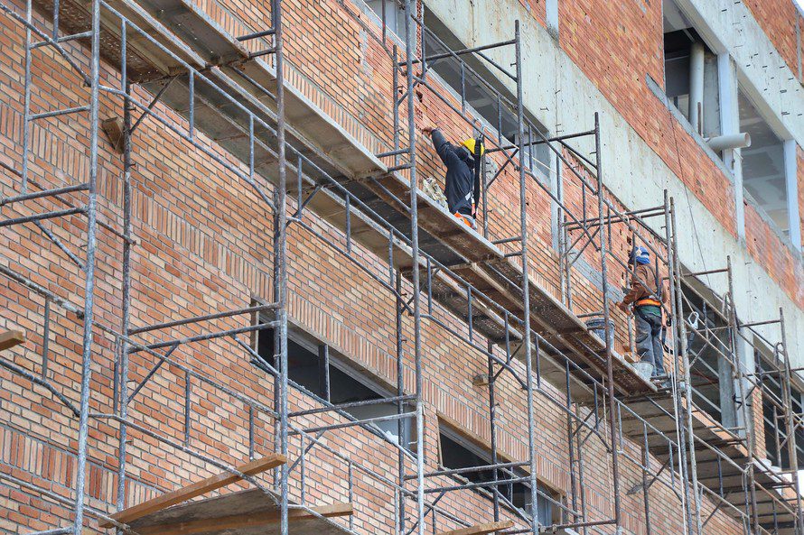 Com 17 mil novos empregos, Paraná tem saldo positivo pelo terceiro mês seguido