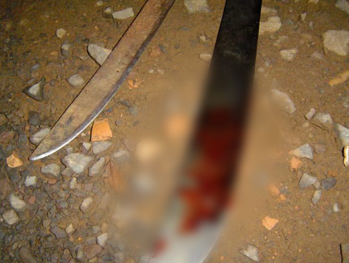 Homem leva golpe de facão na cabeça em briga entre vizinhos, no Paraná