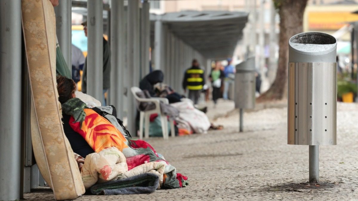 Brasil atinge marca de 300 mil moradores em situação de rua