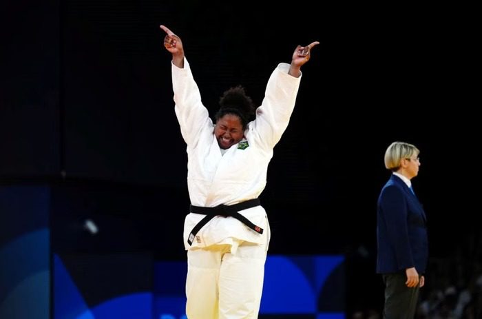 Bia Souza vence final e leva primeiro ouro do Brasil em Paris