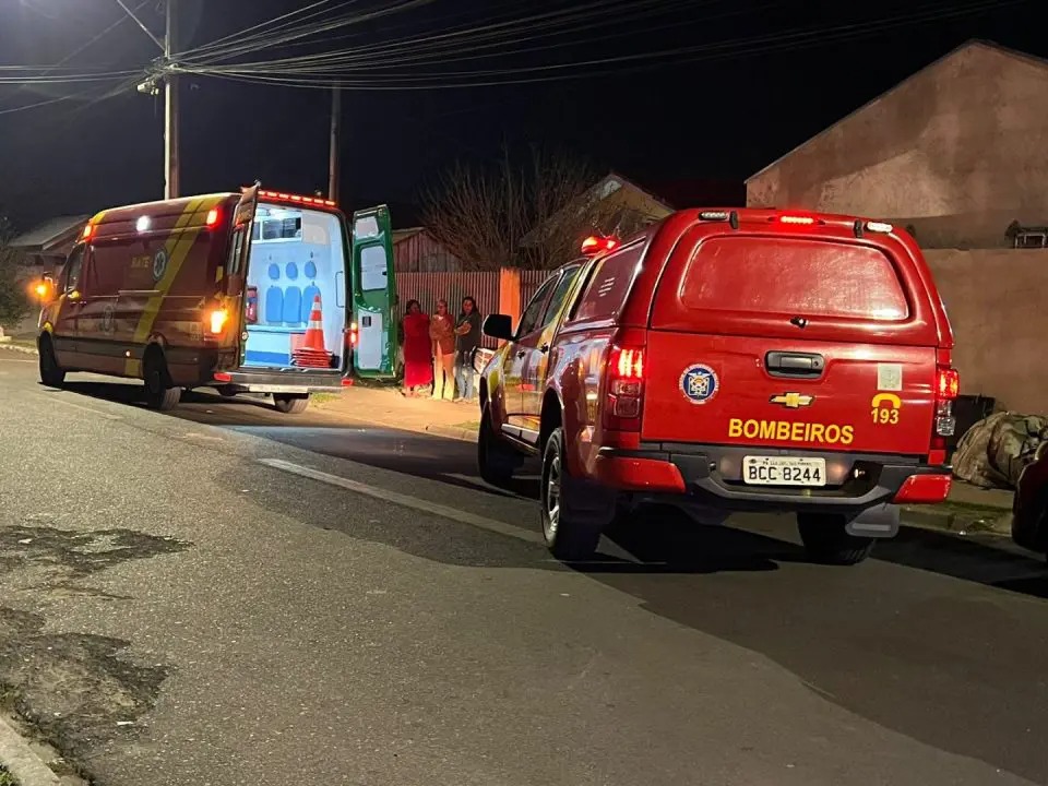 Briga entre irmãos termina com um deles em estado grave após caco de vidro no pescoço no Paraná