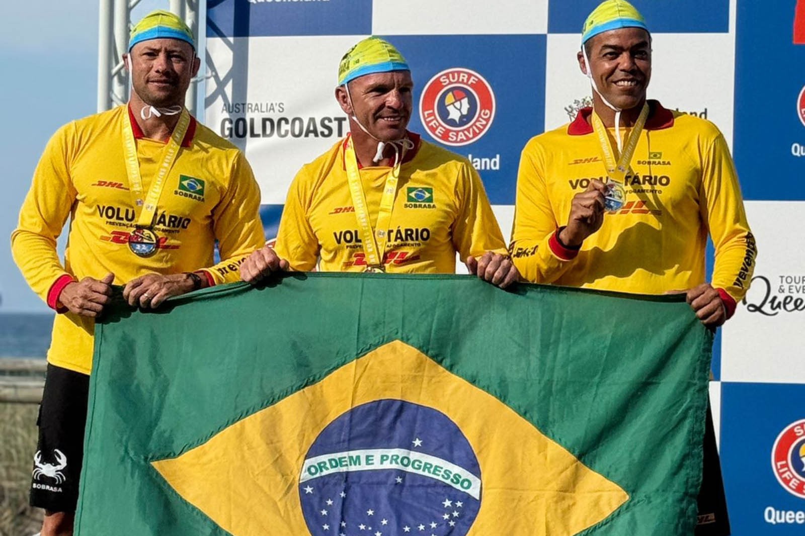 Bombeiro conquista medalha inédita ao Paraná no Mundial de Salvamento Aquático