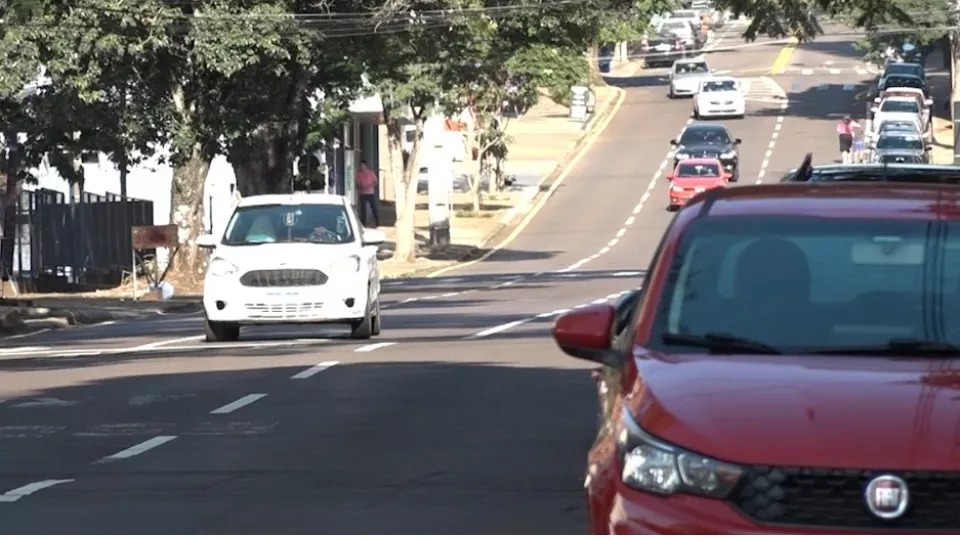 Pagamento de licenciamento de veículos com placas finais 3, 4 e 5 começa em setembro