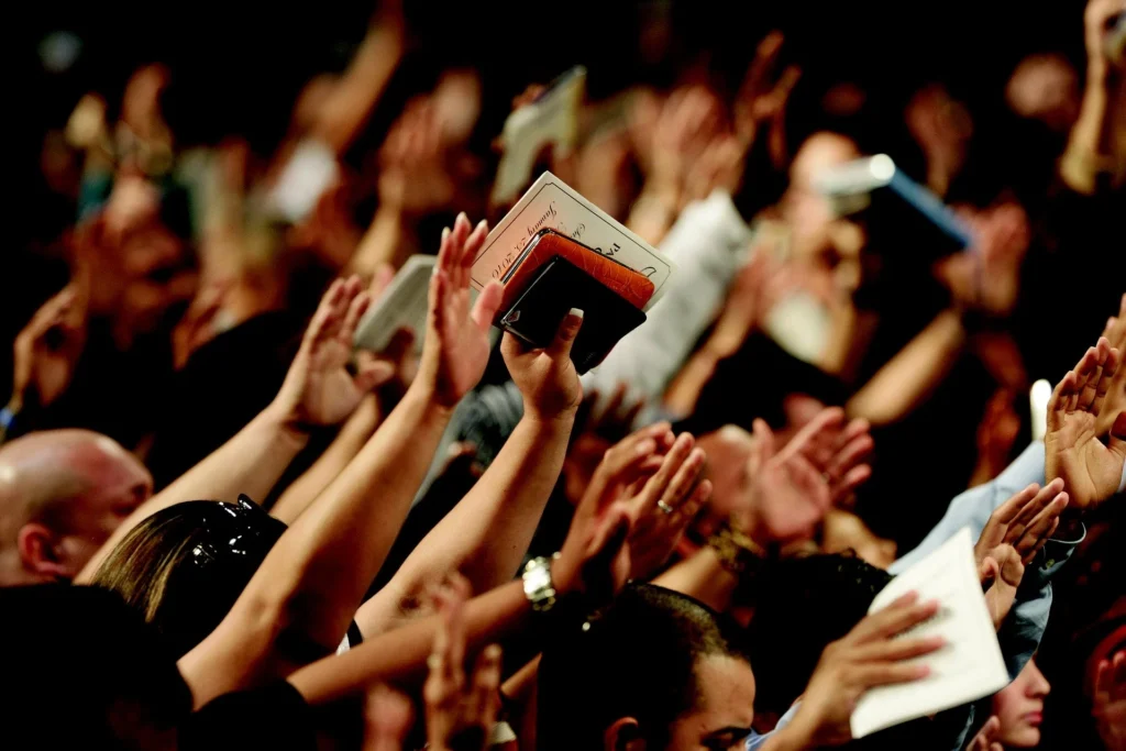 Presidente sanciona leis do Dia do Pastor e da Pastora e de proteção a expressões cristãs