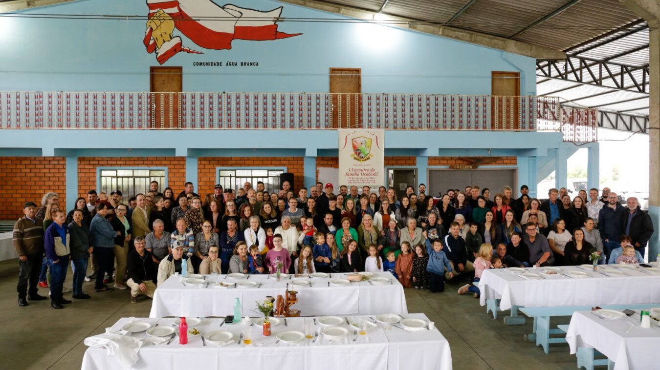 Encontro da família Drabeski em São Mateus do Sul reúne participantes de 11 cidades