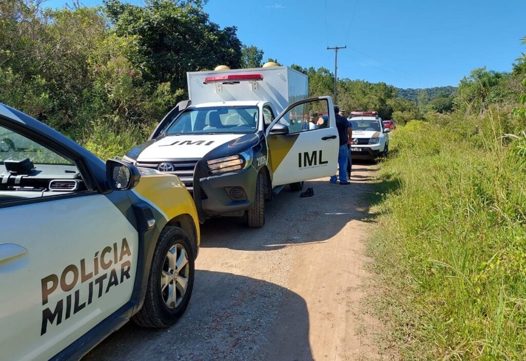 Corpo de homem não identificado é encontrado com sinais de violência em Antônio Olinto