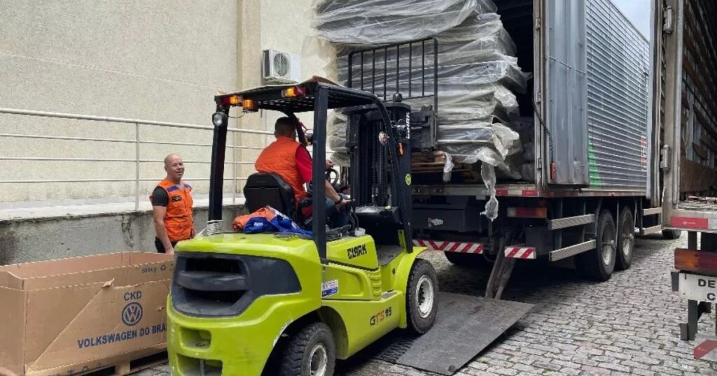 Governo do Paraná envia ajuda humanitária para General Carneiro