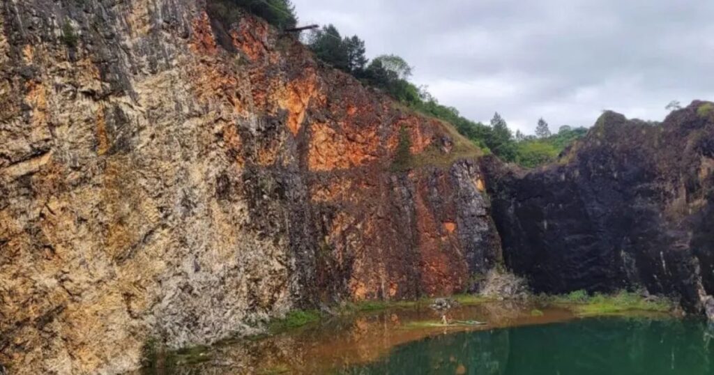 Jovem morre durante salto de bungee jump em parque no Paraná ‘Acabou batendo na pedra’, diz bombeiro