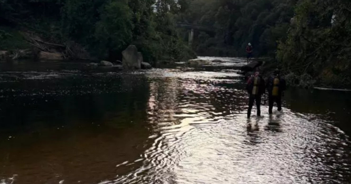 Adolescente morre afogado em rio de Santa Catarina durante banho com amigos